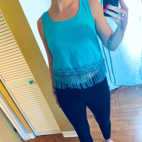 Light blue Mine crop top with tassels - Picture 3 of 3